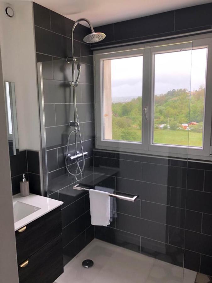 Logement A Brive Proche Centre-Ville Et Campagne - Climatisation, Wifi, Coin Exterieur Et Parking Prives Exteriér fotografie